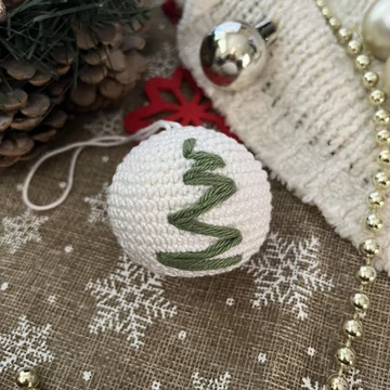 Karácsonyi Horgolóbox (kezdő) - Karácsonyi hímzett gömb (pamut)